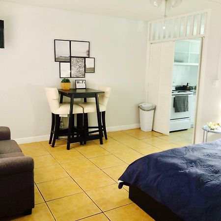 Petrina Studios Apartments By Sb Rental Properties Pompano Beach Eksteriør bilde