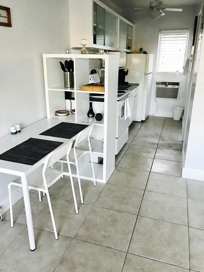 Petrina Studios Apartments By Sb Rental Properties Pompano Beach Eksteriør bilde